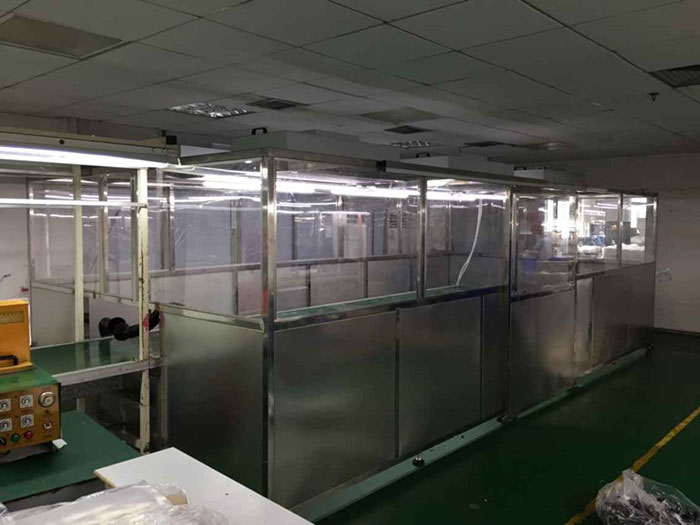 可拓展?jié)崈襞镉址Q為連體凈化棚或者可連接無塵棚，層流工作棚